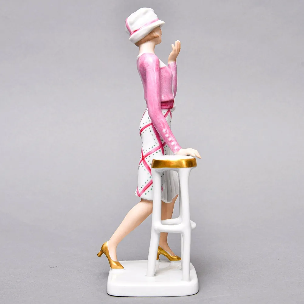 Коллекционная Фарфоровая статуэтка «Девушка в розовом платье», WALLENDORF Германия.