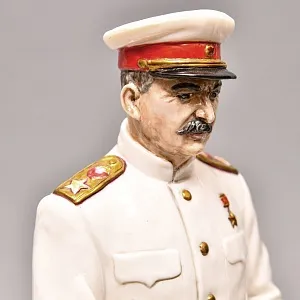 Коллекционная Авторская Статуэтка «Генералиссимус СССР - Сталин И.В.», фарфор, Россия. 