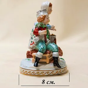 Фарфоровая статуэтка «Дети - Маленькие помощники» SP Dresden, Германия середина ХХ века.