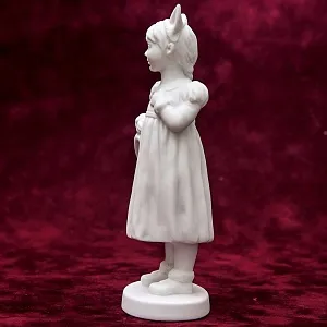 Коллекционная Авторская Статуэтка «Моя Лисичка» из серии «Детский Утренник», фарфор ИФЗ, Россия.