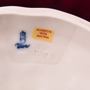 Редкая! Фарфоровая статуэтка «ТРЕНИРОВКА», Wiener Porzellanmanufaktur Augarten, Австрия, середина ХХ века.