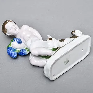 Редкая! Фарфоровая статуэтка «Мальчик с виноградом и собака», ROSENTHAL Германия, первая половина ХХ века. 