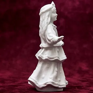 Коллекционная Авторская Статуэтка «Ёлочка» из серии «Детский Утренник», фарфор ИФЗ, Россия.