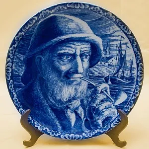 Декоративная Фарфоровая Тарелка «Морской волк» DELFTs - Royal Boch Бельгия d - 25 см.