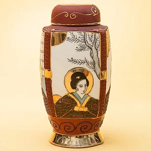 Фарфоровая Чайница - Вазочка - Баночка с крышкой Япония, 50 -е годы  ХХ века.