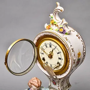 Редкость! Механические Фарфоровые Часы с боем «Свидание на пленэре», Franz Hermle & Sohn Германия 50 гг.