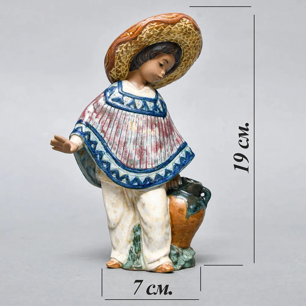 Коллекционная Фарфоровая статуэтка «Мексиканский мальчик в сомбреро», Lladro серия Грес, Испания.