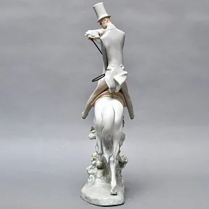 Коллекционная Фарфоровая статуэтка «Всадник», Lladro / Лядро Испания, 1969 - 1985 годы.