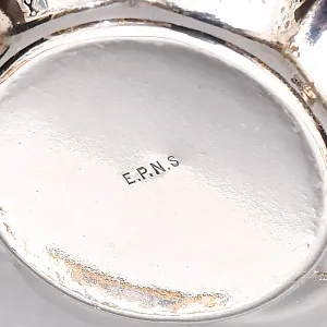 Винтажный Набор из 3х предметов - Сахарница и молочник на подносе, Англия - середина ХХ века.