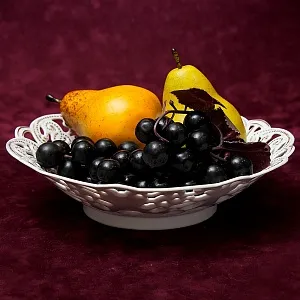 Коллекционное Сервировочное Блюдо - Тарелка, Прорезной Фарфор  KAISER Porzellan Германия.