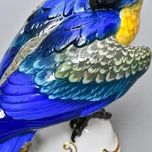 Коллекционная Фарфоровая статуэтка «Попугай Сине-Желтый АРА», ROSENTHAL Германия - 1936 год. 