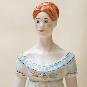 Авторская Коллекционная Фарфоровая Статуэтка «Наташа Ростова», Россия.