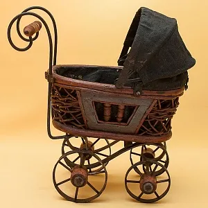 Старинная Детская Игрушка «Антикварная Коляска», Металл / Дерево, Франция начало ХХ века.