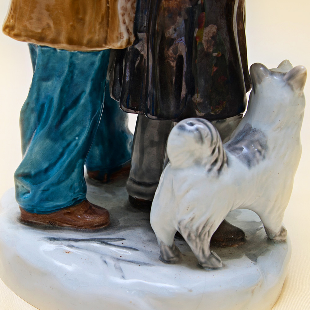 Большая Коллекционная статуэтка «Друзья птиц», Фаянс ЗиК Конаково, СССР - 1955 год.