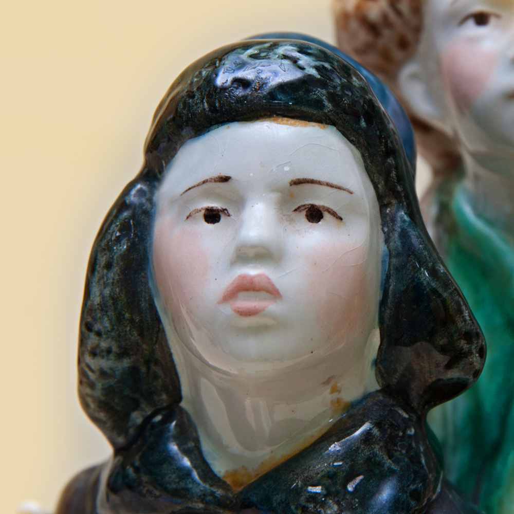 Большая Коллекционная статуэтка «Друзья птиц», Фаянс ЗиК Конаково, СССР - 1955 год.