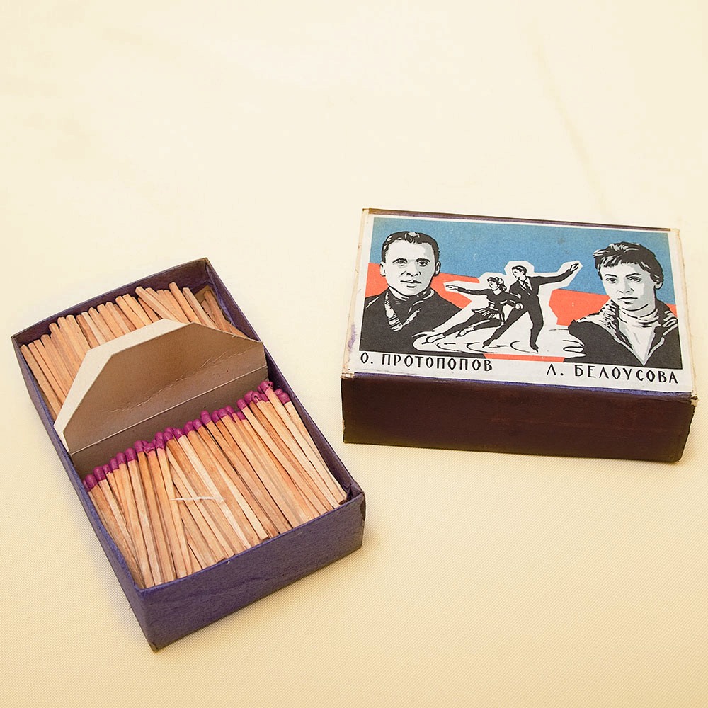 Памятный Сувенирый Набор - Хозяйственные Спички «Наши Чемпионы», СССР -1965 год. 