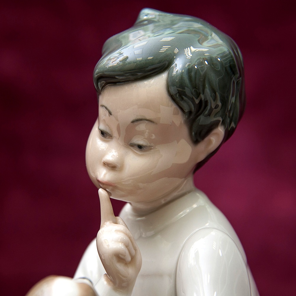 Редкая! Фарфоровая статуэтка «Мальчик с собакой» Lladro, Испания - 1970 год.