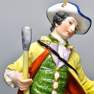 Антикварная Фарфоровая Статуэтка «Придворный садовник», Meissen, Германия, конец XIX — начало XX века.