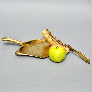 Старинная Щётка с Совком для уборки крошек со стола, металл  Германия, начало ХХ века.