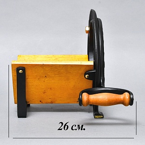 Винтажная Ручная Механическая Хлеборезка - Слайсер - Нож, RAADVAD Дания, середина ХХ века.