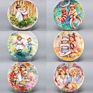 Коллекционная Фарфоровая тарелка «Детство. Две юные балерины», Wedgwood Англия - 1983 год. 