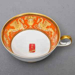 Коллекционная Фарфоровая Чайная тройка «Золотые грифоны», Kaiser Германия, 1979 - 1990 годы. 