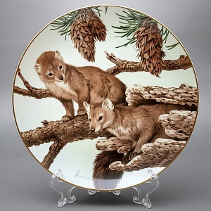 Коллекционная Тарелка «Лесной Год - ФЕВРАЛЬ» Фарфор, Studio Fine Porcelaine Англия -1982 год.
