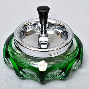 Зелёная Хрустальная Пепельница с механизмом «ЮЛА», NACHTMANN Германия, конец 60-х гг. 