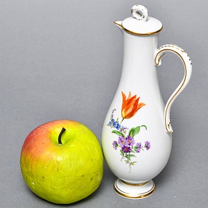 Коллекционный Фарфоровый Соусник - Кувшинчик «Мейсенские цветы», MEISSEN Германия.