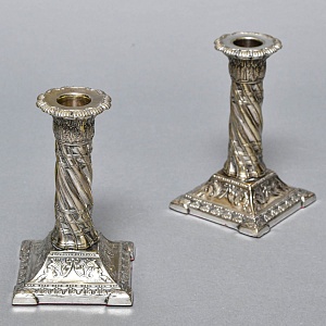 Антикварные Парные Подсвечники на одну свечу, Silverplate, SHEFFIELD Англия начало ХХ века. 