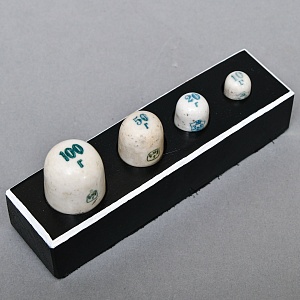 Редкость! Антикварный Набор фарфоровых гирь разновесов (100-50-20-10гр.) - СССР - 20 гг.