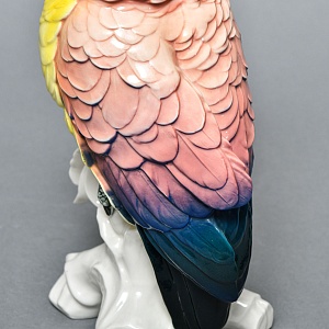 Большая Фарфоровая Статуэтка «Птица. Желто - Розовый Какаду» Н -36 см., Karl Ens Германия, 50-е годы.