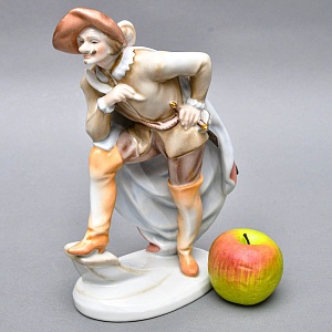 Коллекционная Фарфоровая статуэтка «Сирано де Бержерак», Herend Венгрия, середина ХХ века. 