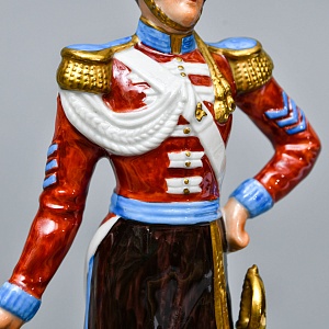 Коллекционная Фарфоровая статуэтка «Солдаты Британской армии. Тамбур - майор», SITZENDORF Германия.