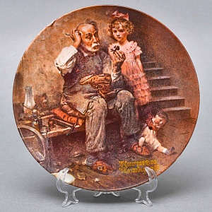  Коллекционная тарелка «Мой любимый дедушка. Сапожник для куклы», Фарфор RECO США - 1978 год. 
