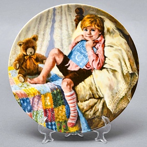 Коллекционная Фарфоровая Тарелка «Мальчик с книгой», RECO США -1984 год. 