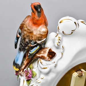 Каминные Кварцевые Часы «Певчие Птицы», фарфор Unterweissbach, Германия 80-е годы ХХ века.