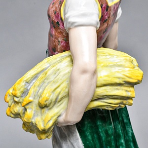 Большая! Коллекционная Фарфоровая статуэтка «Крестьянка с серпом и колосьями», Karl Ens Германия.