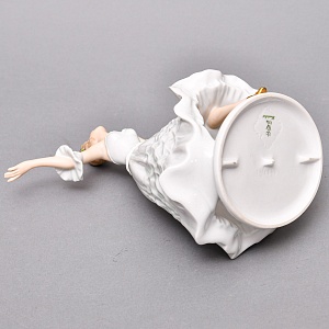 Большая Коллекционная Фарфоровая статуэтка «Танцовщица», ВАЛЕНДОРФ - WALLENDORF  Германия.