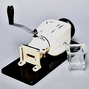 Редкая! Винтажная Настенная Ручная Механическая Кофемолка PeDe, Голландия.