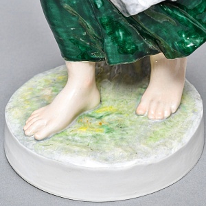 Большая! Коллекционная Фарфоровая статуэтка «Крестьянка с серпом и колосьями», Karl Ens Германия.