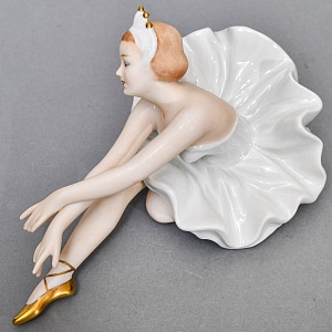 Фарфоровая статуэтка «Балерина. Анна Павлова»  ВАЛЕНДОРФ - WALLENDORF  Германия.