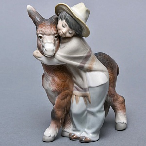 Коллекционная статуэтка «Мальчик с осликом», Фарфор Lladro Испания, 1971 - 1974 годы.