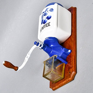 Старинная Настенная Ручная Механическая Кофемолка EREKA, Германия 50-е гг. ХХ века.