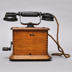 Антикварный Настольный Телефонный аппарат - Телефон «La Telephone Prive», Франция -1918 год.