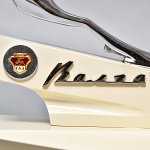 Памятный подарок - Сувенир «Олень» - Шильдик - Эмблема «Волга ГАЗ -21» СССР.