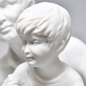 Редкая!!! Коллекционная Фарфоровая Статуэтка «Отец и Сын», Kaiser, Германия -1979 год.