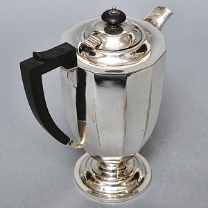 Винтажный Металлический Кофейник - Чайник на 1,5 л. Silverplate, SHEFFIELD Англия.