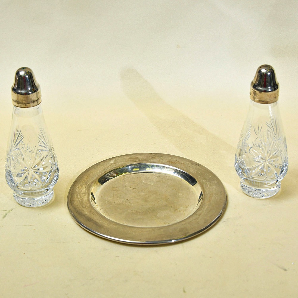 Винтажный Набор для Специй из 2-х предметов на подставке, Англия, середина ХХ века.