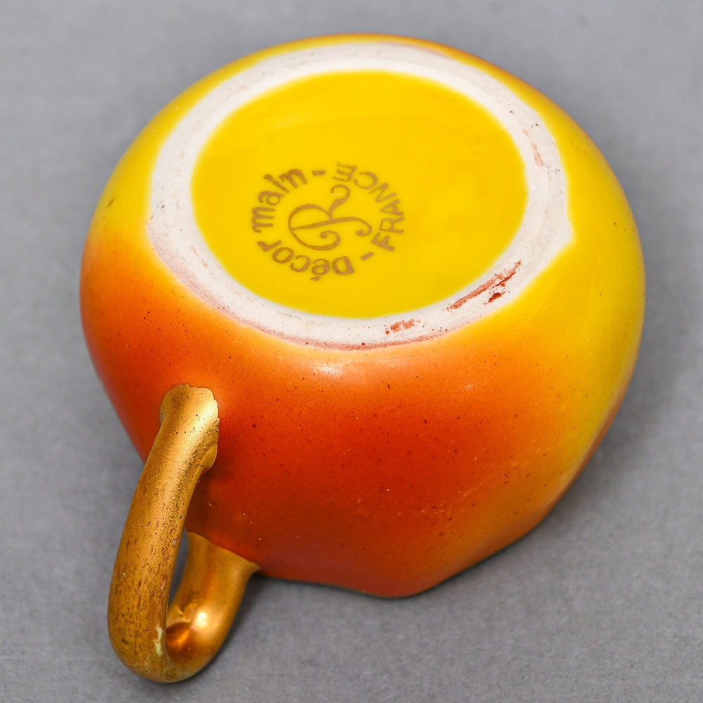 Фарфоровый Ликерный набор «ЯБЛОЧКИ» - 7 предметов, Франция, середина ХХ века. 